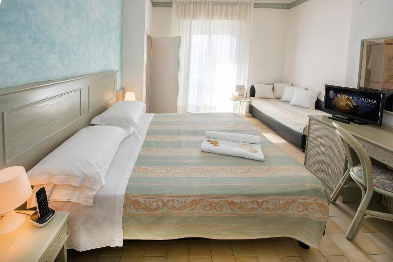 Cristina Hotel 3*
