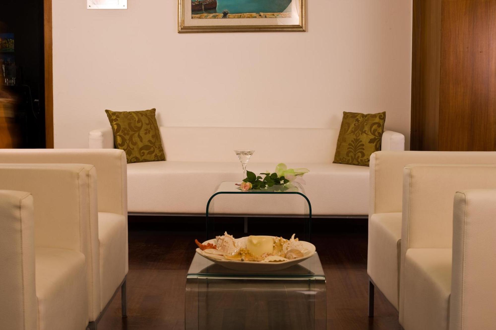 Hotel Cristina 3*